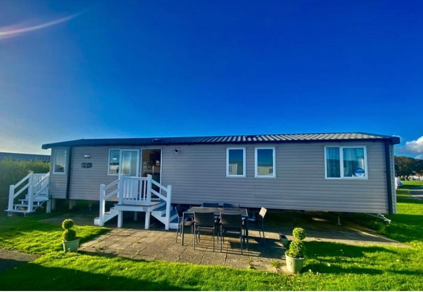 Caravan Church Farm Holiday Village Pagham Ngoại thất bức ảnh