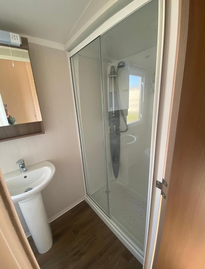 Caravan Church Farm Holiday Village Pagham Ngoại thất bức ảnh