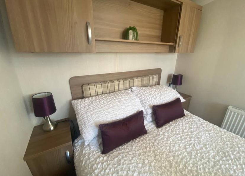 Caravan Church Farm Holiday Village Pagham Ngoại thất bức ảnh